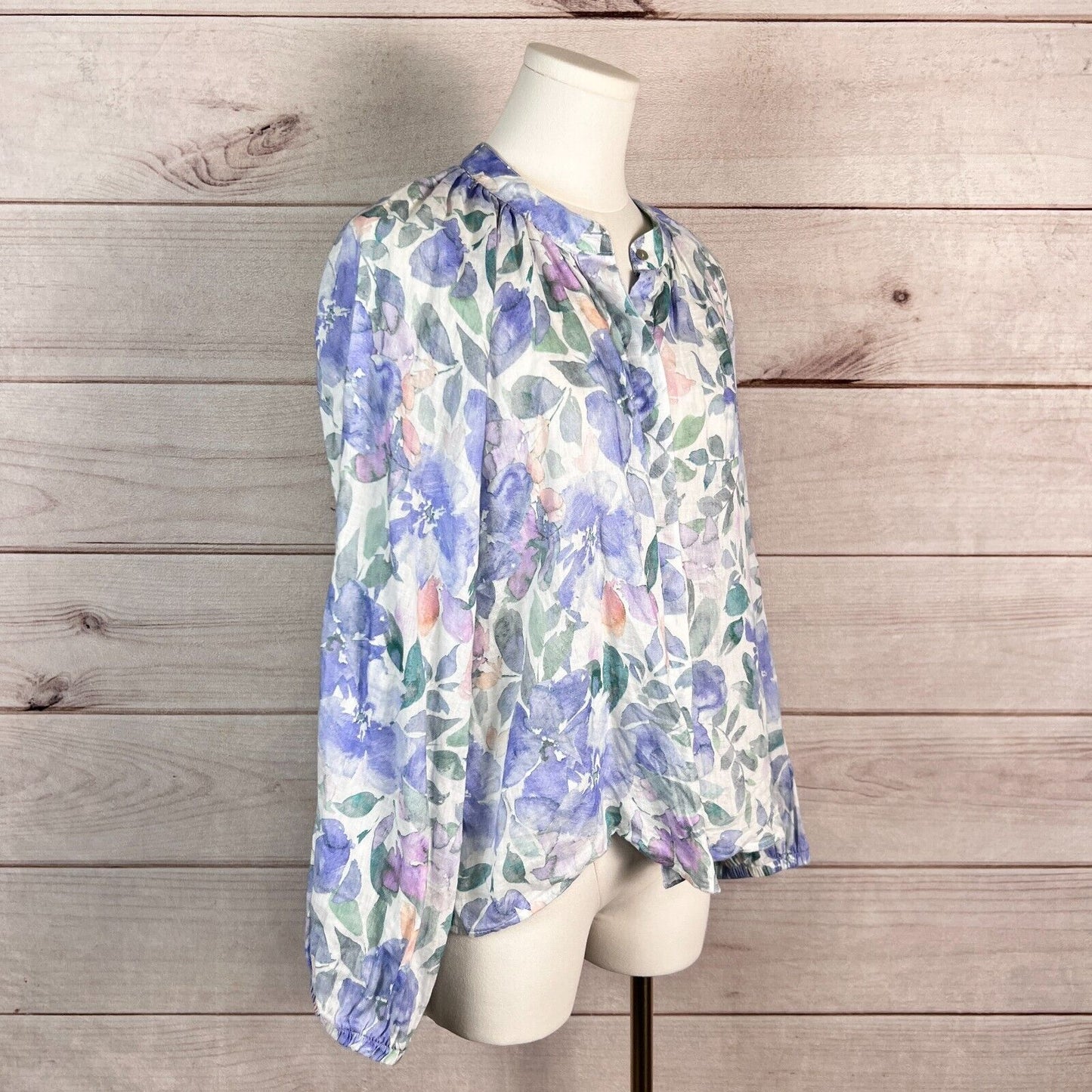 Bella Dahl Top Womens Blouse M Blue Floral Long Sleeve Linen Fairy Boho Peasant